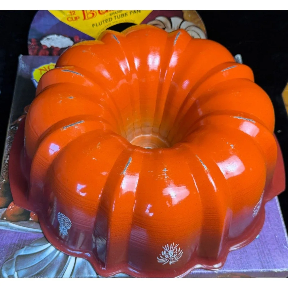 Nordic Ware Best Bundt Fluted Tube Pan-12 Cup, Poppy Orange, Cast Aluminum w/BOX
